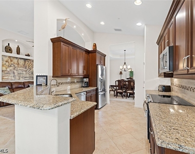 6669 Alden Woods Circle - Photo Thumbnail 12