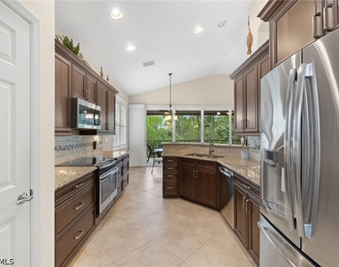 6669 Alden Woods Circle - Photo Thumbnail 10