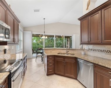 6669 Alden Woods Circle - Photo Thumbnail 11