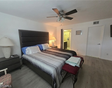 4955 Pepper Circle - Photo Thumbnail 16