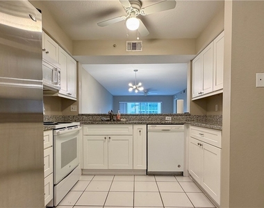 9640 Victoria Lane - Photo Thumbnail 2