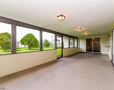 1408 Se 22nd Terrace - Photo Thumbnail 11