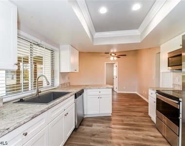 1408 Se 22nd Terrace - Photo Thumbnail 4