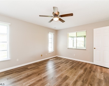 1408 Se 22nd Terrace - Photo Thumbnail 7