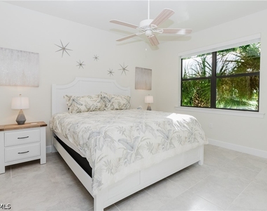 5698 Mayflower Way - Photo Thumbnail 9