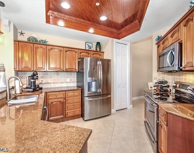 8375 Whisper Trace Lane - Photo Thumbnail 10