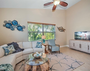 8375 Whisper Trace Lane - Photo Thumbnail 9