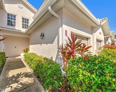 8375 Whisper Trace Lane - Photo Thumbnail 2