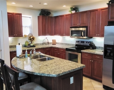 5076 Annunciation Circle - Photo Thumbnail 14