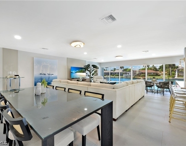 380 Rookery Court - Photo Thumbnail 14