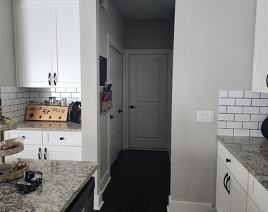 16618 Oasis Meadow Ln - Photo Thumbnail 5