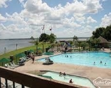 3238 Glenforest Drive - Photo Thumbnail 38