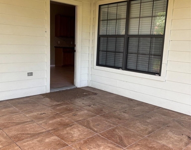 3238 Glenforest Drive - Photo Thumbnail 33