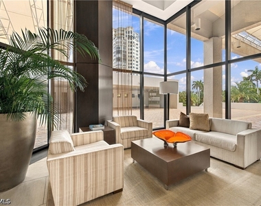 4951 Gulf Shore Boulevard N - Photo Thumbnail 1