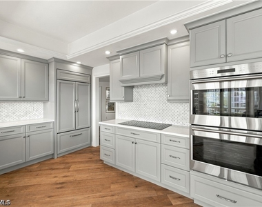 4951 Gulf Shore Boulevard N - Photo Thumbnail 21