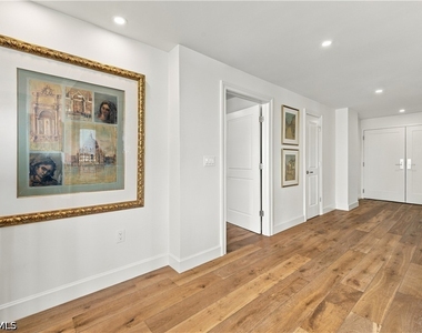 4951 Gulf Shore Boulevard N - Photo Thumbnail 4