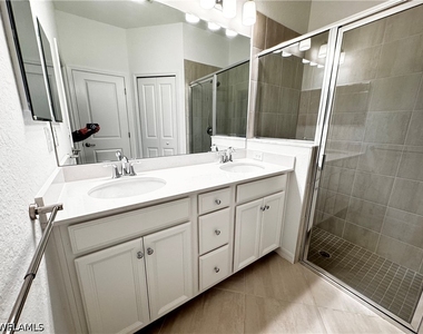 2084 Wellington Street - Photo Thumbnail 9