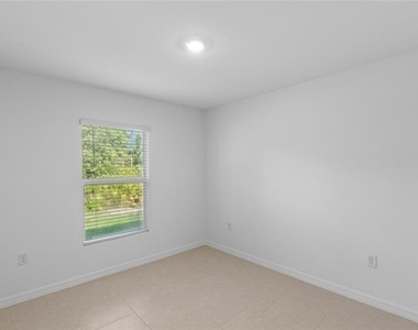 17244 Cantu Court - Photo Thumbnail 8