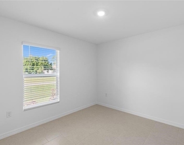 17244 Cantu Court - Photo Thumbnail 13