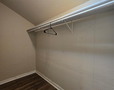 4415 Mckinney Street - Photo Thumbnail 11