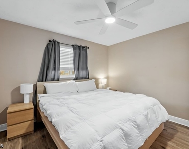 4203 Rose Avenue - Photo Thumbnail 13