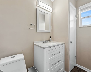 4203 Rose Avenue - Photo Thumbnail 16