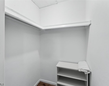 4203 Rose Avenue - Photo Thumbnail 11