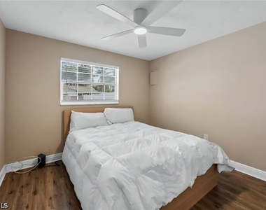 4203 Rose Avenue - Photo Thumbnail 19