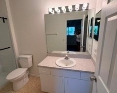 8462 Trillium Road - Photo Thumbnail 15