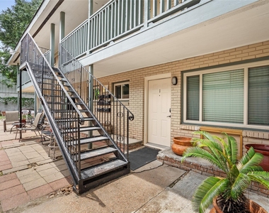 3910 Dallas Street - Photo Thumbnail 1