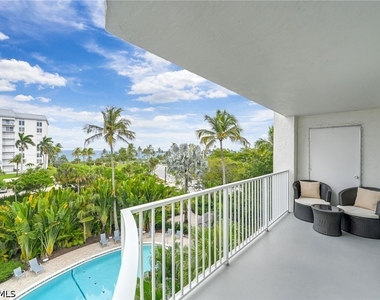 1300 Gulf Shore Boulevard N - Photo Thumbnail 6