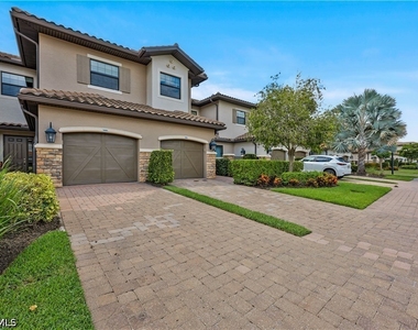 9672 Montelanico Loop - Photo Thumbnail 17