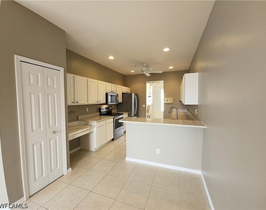 2135 Arielle Drive - Photo Thumbnail 15