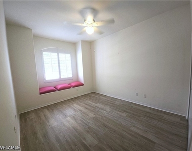 2135 Arielle Drive - Photo Thumbnail 4