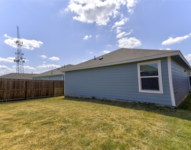5708 Manarchos Lane - Photo Thumbnail 15