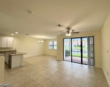 7792 Bristol Circle - Photo Thumbnail 3