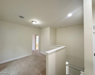 7792 Bristol Circle - Photo Thumbnail 10
