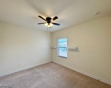 7792 Bristol Circle - Photo Thumbnail 16