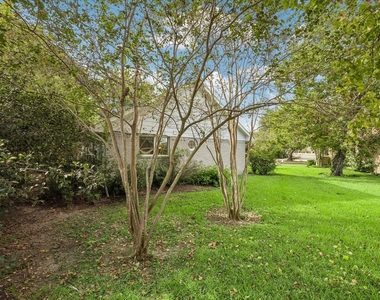 910 Country Place Blvd - Photo Thumbnail 20