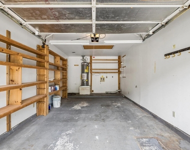 910 Country Place Blvd - Photo Thumbnail 18