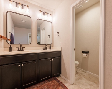 12702 City Garden Place - Photo Thumbnail 11