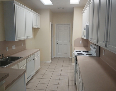 3326 Palston Bend Lane - Photo Thumbnail 5