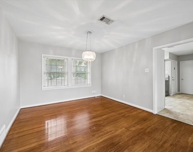 2327 Swift Boulevard - Photo Thumbnail 7