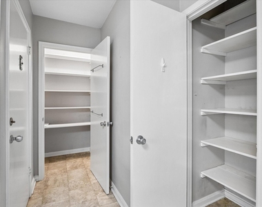 2327 Swift Boulevard - Photo Thumbnail 13