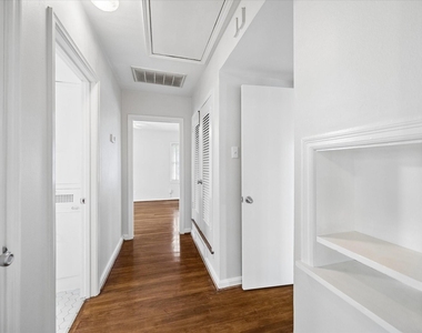 2327 Swift Boulevard - Photo Thumbnail 19