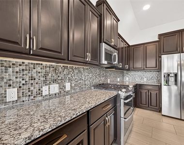 2608 Mountain Sage Drive - Photo Thumbnail 20
