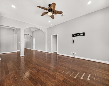 2608 Mountain Sage Drive - Photo Thumbnail 9