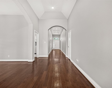 2608 Mountain Sage Drive - Photo Thumbnail 4