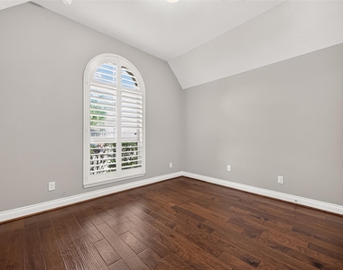 2608 Mountain Sage Drive - Photo Thumbnail 28