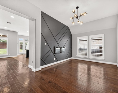 2608 Mountain Sage Drive - Photo Thumbnail 6